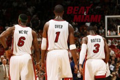 NBA球星热议：库里调侃詹姆斯体重，欧文盛赞球队阵容